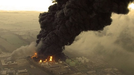 Buncefield explosions.jpg